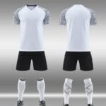 D8118# Football suit for children/adults - white